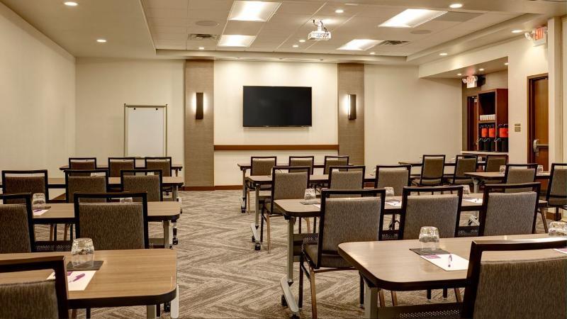 Hyatt Place Madison/Verona Buitenkant foto
