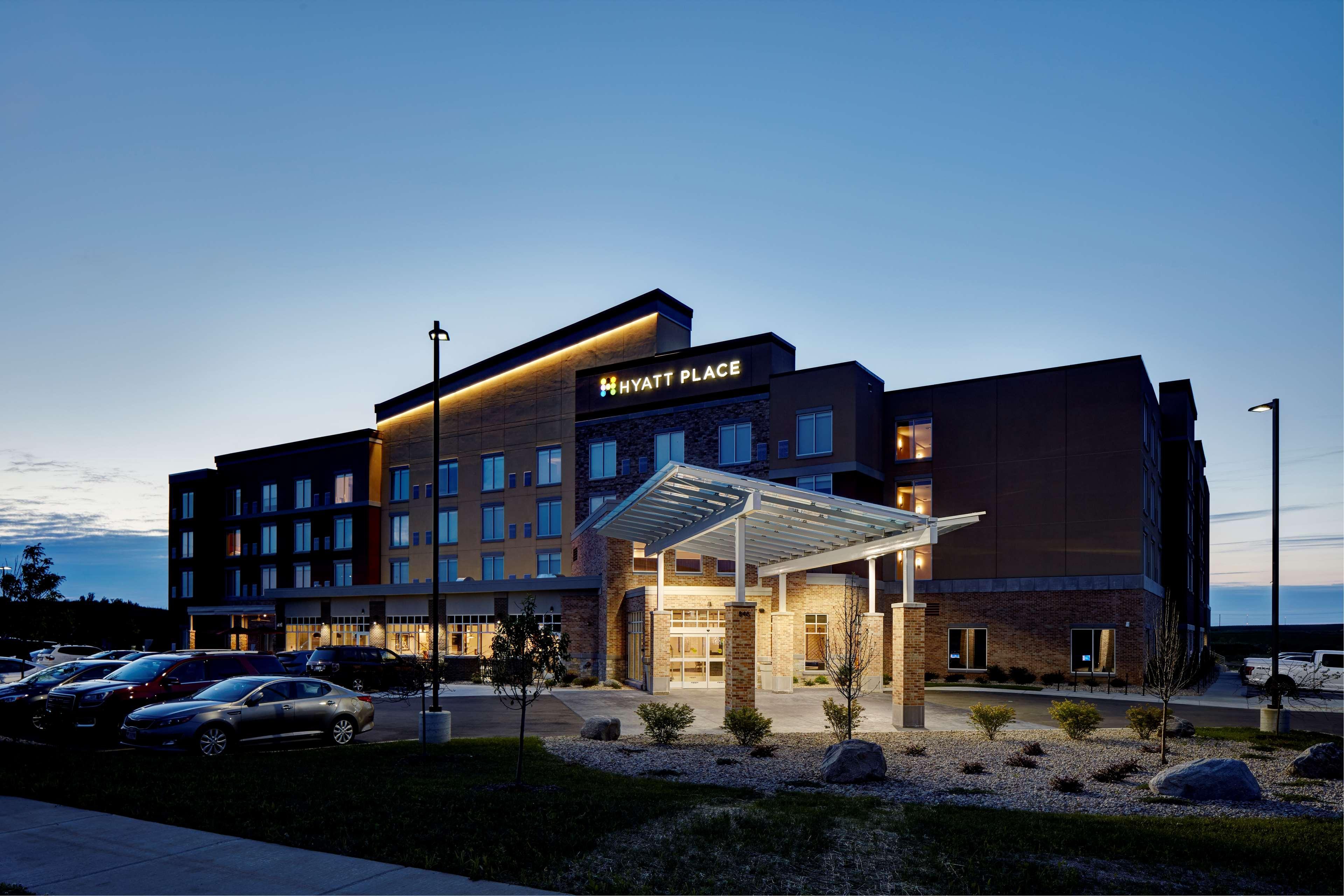 Hyatt Place Madison/Verona Buitenkant foto
