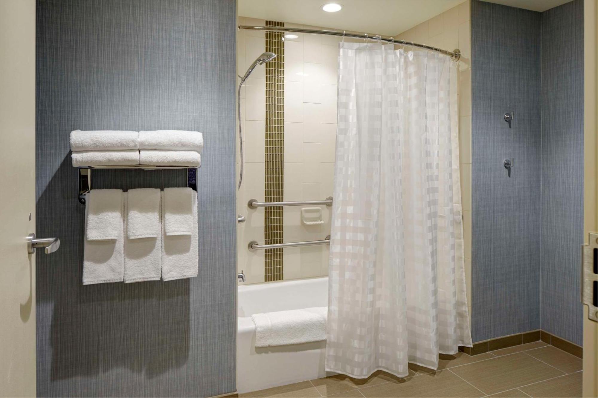Hyatt Place Madison/Verona Buitenkant foto